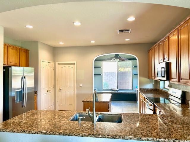 Building Photo - 4075 E Oxford Ln