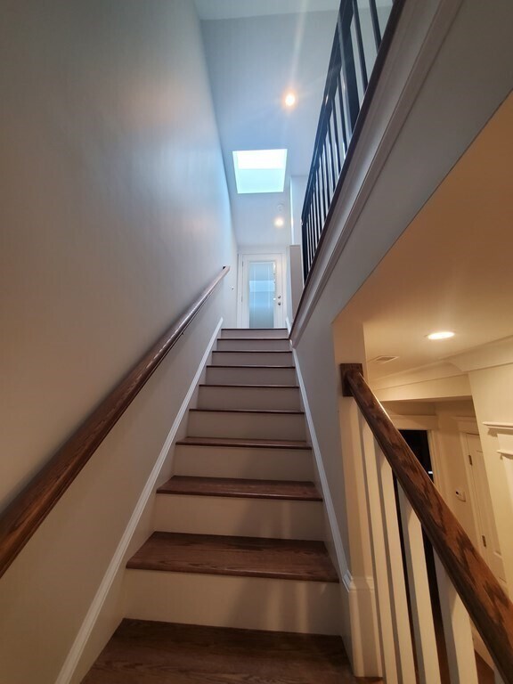 Building Photo - 47 Coffey St