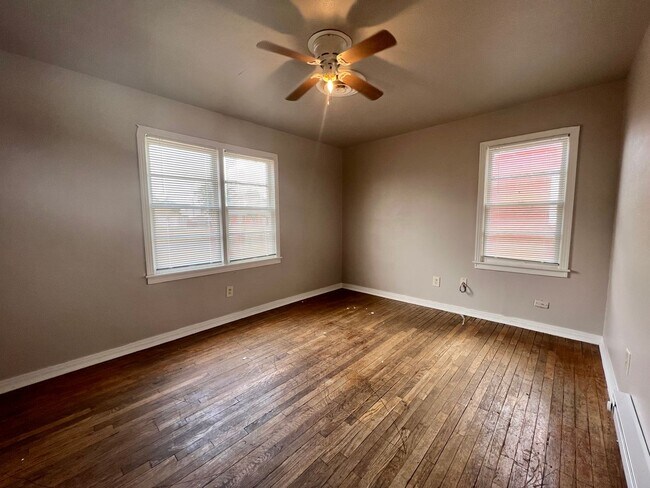 Building Photo - Great 2 Bedroom in Arnett Benson Area