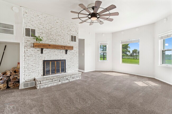 Building Photo - 6281 5000 N