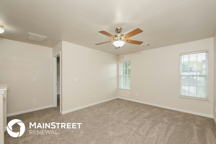 Building Photo - 4838 Tangerine Cir