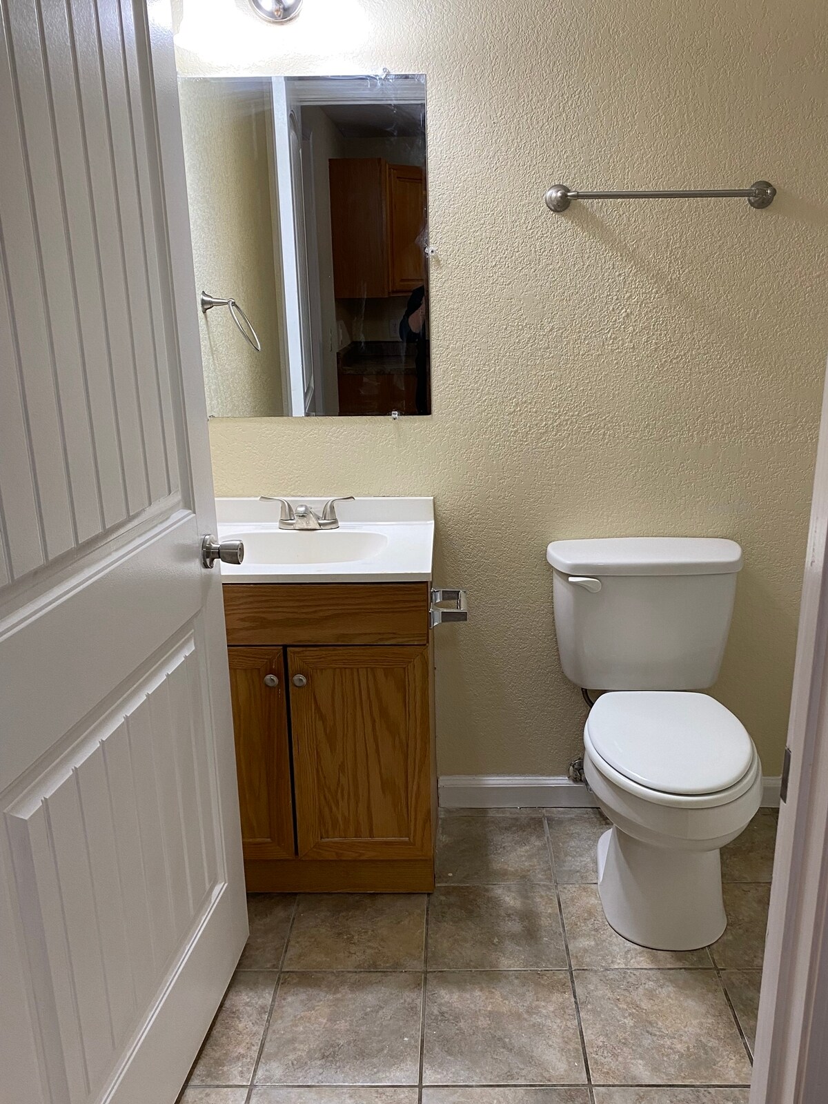 Building Photo - 716 Tall Oaks Dr