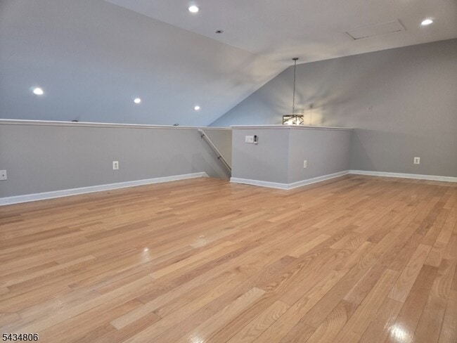 Building Photo - 313 Winthrop Dr