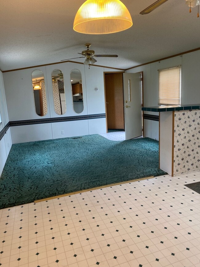 Building Photo - 16135 OH-39