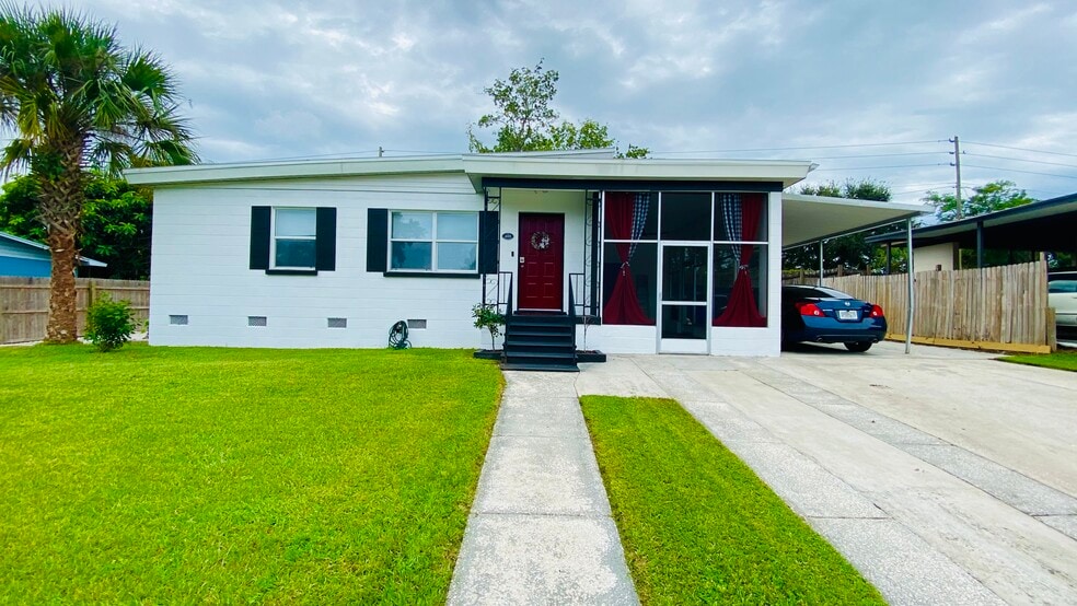 House - 409 Westover St