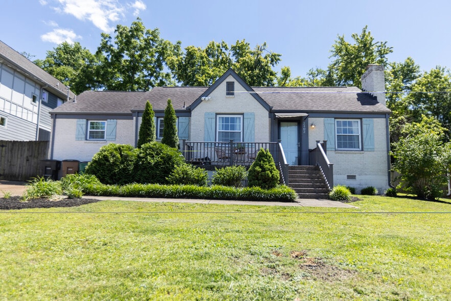 Building Photo - 2402 Carter Avenue
