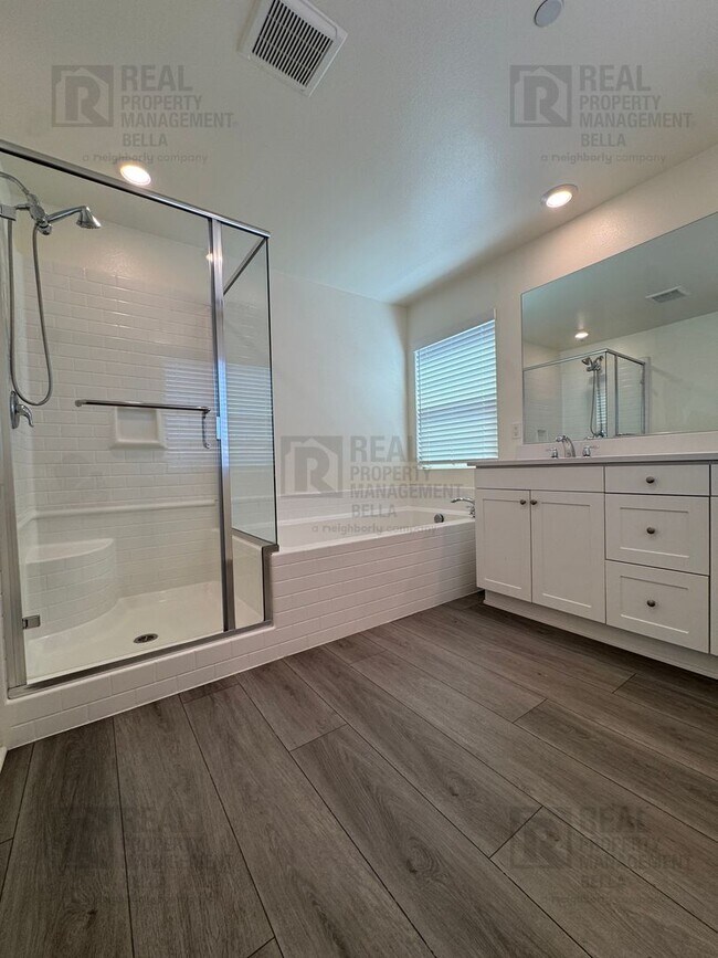 Building Photo - Cul-De-Sac Home in Heritage Lake Featuring Downstairs Bedroom & Bath + Loft