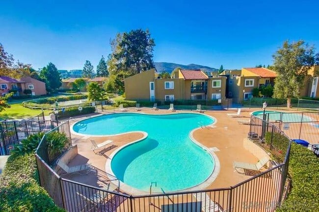 Primary Photo - 17131 W Bernardo Dr