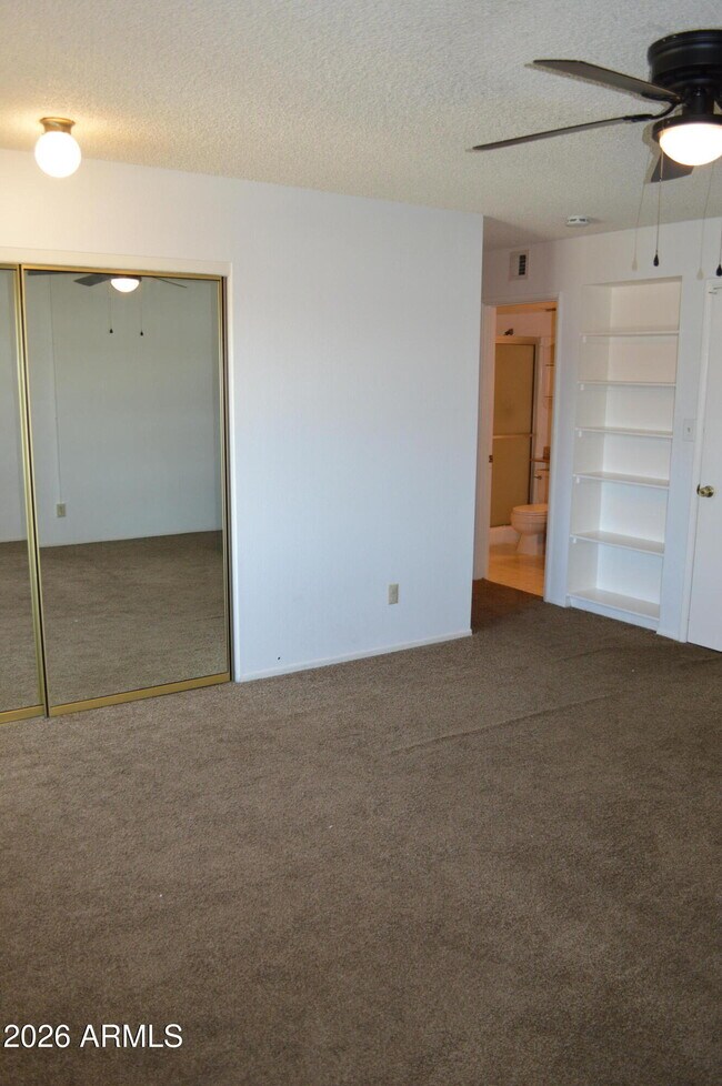 Building Photo - 5442 W El Caminito Dr