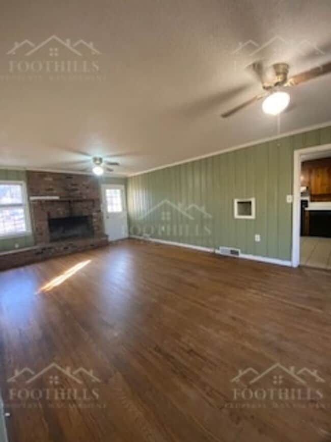 Building Photo - 1109 Reed Rd