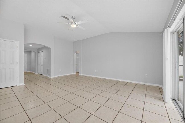 Building Photo - 9613 Cypress Harbor Dr