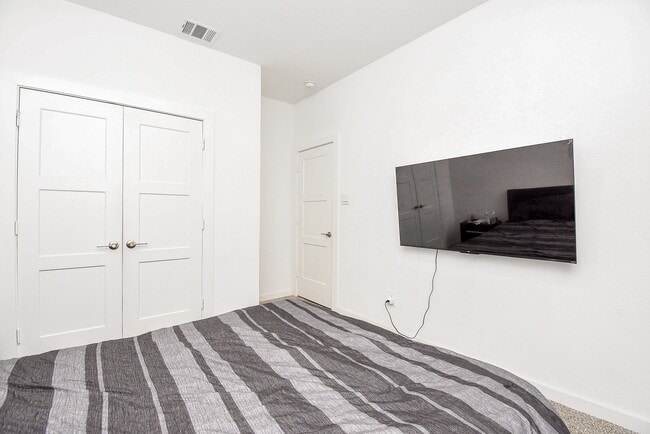 Building Photo - 4730 Torcello Fls Ln