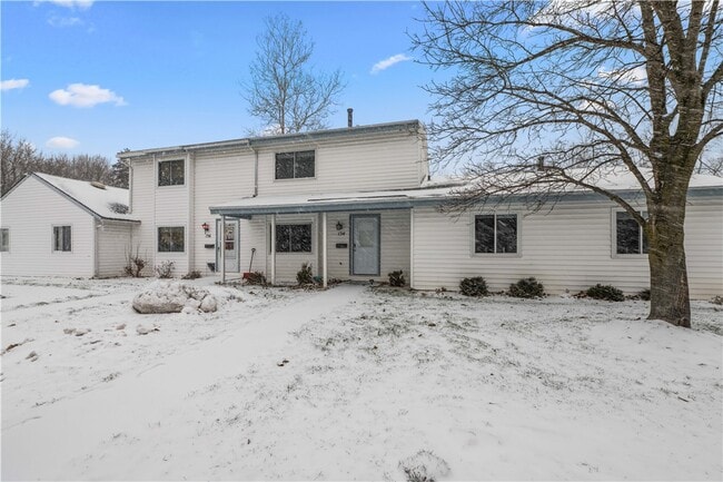 Building Photo - 154 Norwich Dr