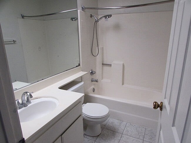Building Photo - 3 BR/2BA | Newly Renovated Single Family Home | 1-Car Covered Parking | Front yard!