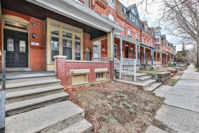 Building Photo - 41 N 11th St