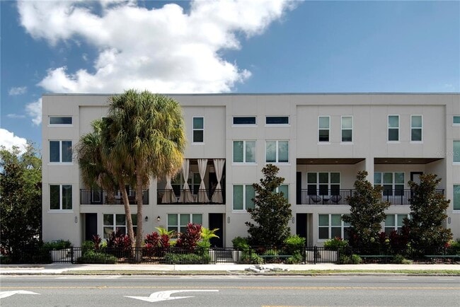 Building Photo - 4919 N Nebraska Ave