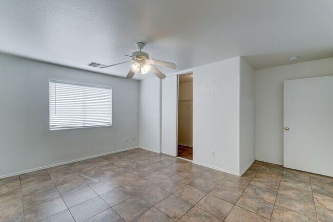 Building Photo - COMING SOON! Spacious 3 Bed 2 Bath home in the Estrella Neighborhood