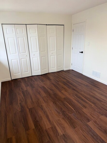 Building Photo - 320 University Blvd E