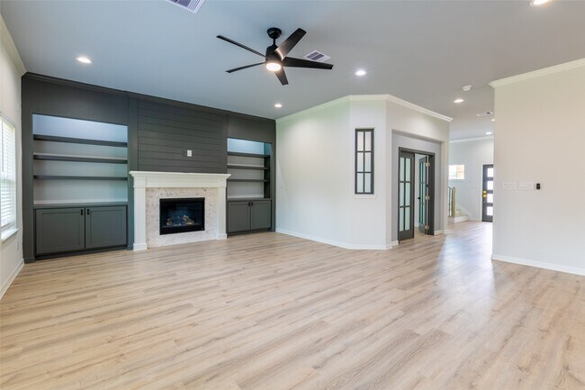 Building Photo - 9606 Champion Heavens Dr