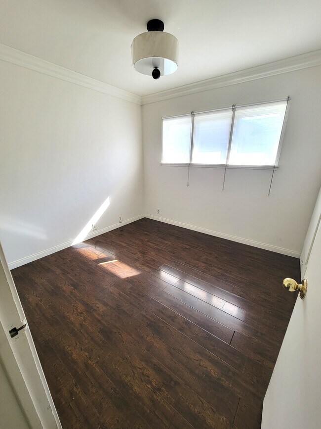 Building Photo - 224 Cabrillo Rd