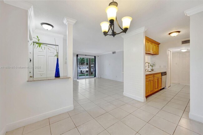 Building Photo - 10630 SW 157th Ct