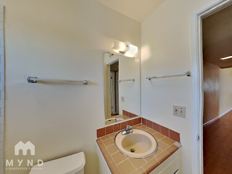 Building Photo - 4137 Apostolo Cir