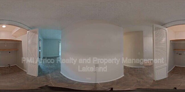 Building Photo - 3584 Raintree Cir