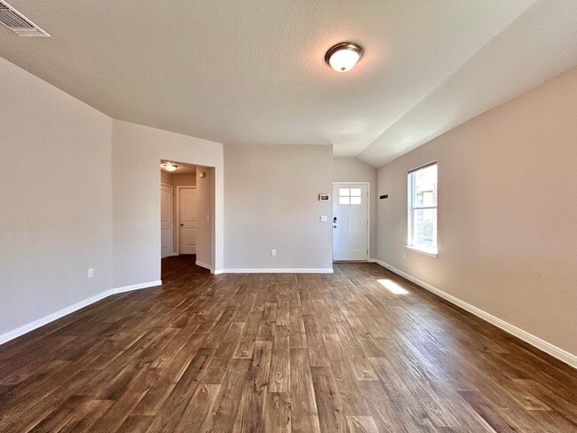 Building Photo - 14104 Macquarie Dr