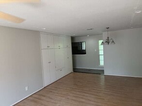 Building Photo - 881 Wax Myrtle Ln