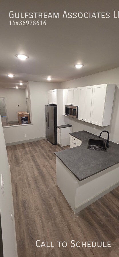 Building Photo - 1315 N Patterson Park Ave