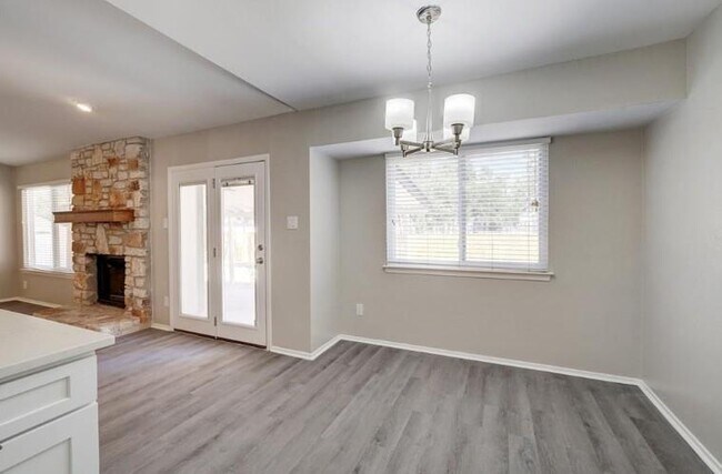 Building Photo - 11428 Bristle Oak Trail