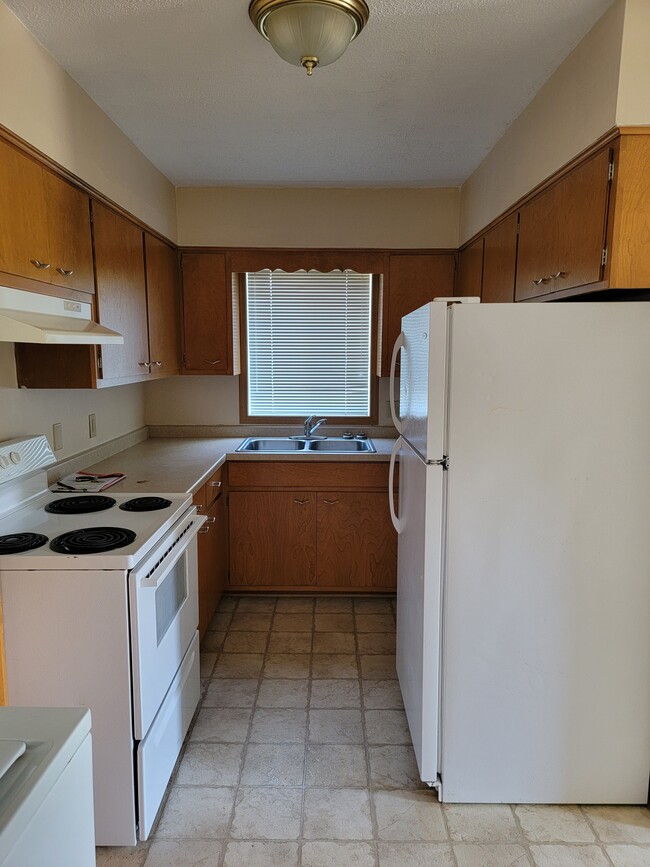 Building Photo - Grove Heights Townhomes