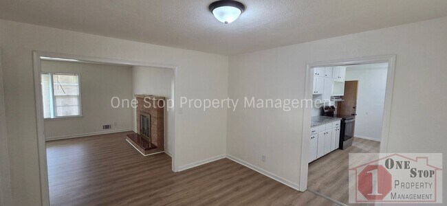 Building Photo - 2111 N 49th St