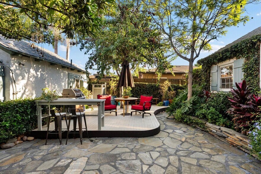 Building Photo - 4527 49th St