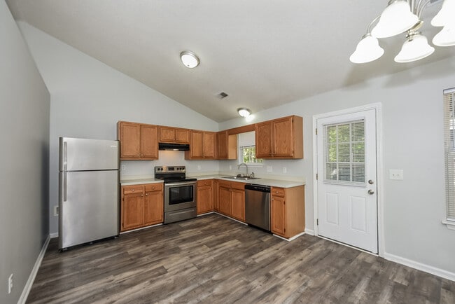 Building Photo - 419 Old Plantation Dr