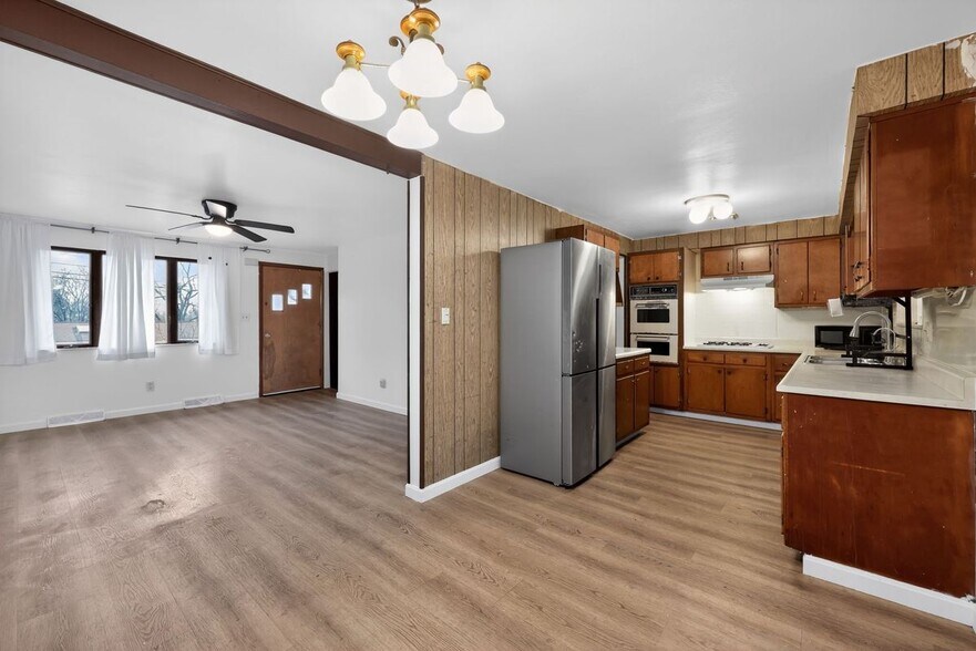 Building Photo - 213 Tilford Rd