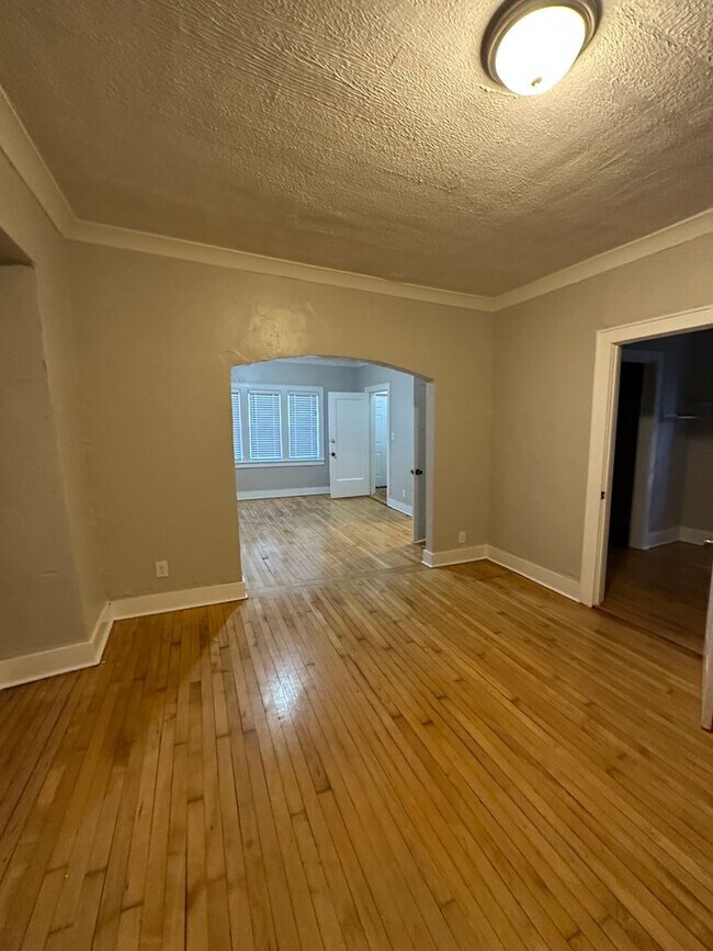 Building Photo - 2474-A N Fratney St