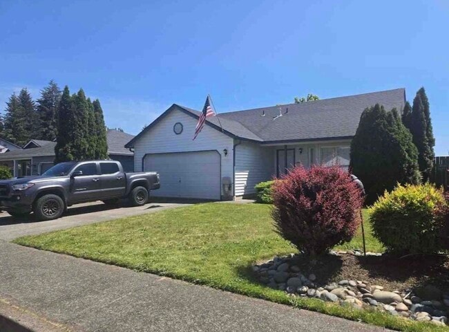 Building Photo - 16321 NE 78th Way