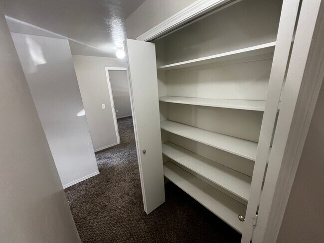 Building Photo - 210-220 N 2nd St