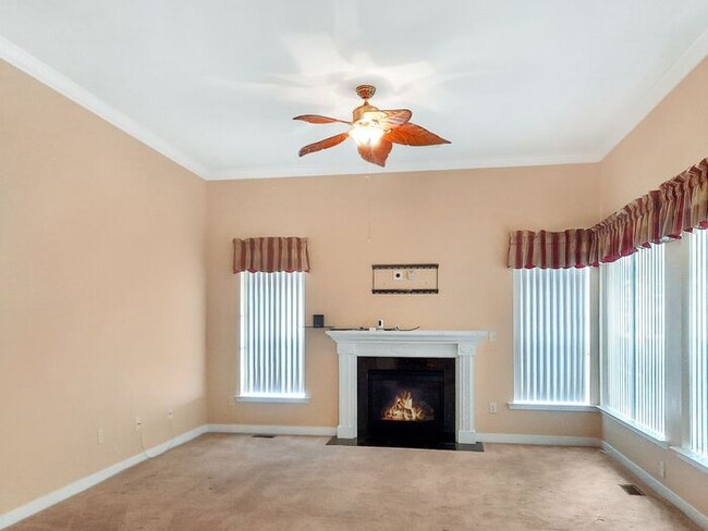 Building Photo - Single Family Home with 2 Car Garage Deck ...