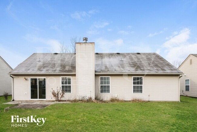 Building Photo - 429 E Pine Ridge Dr