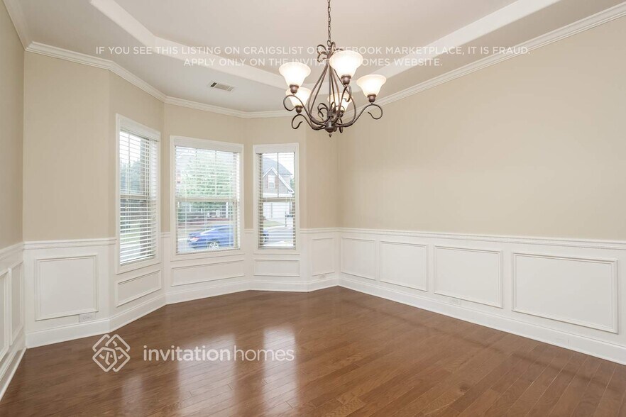 Building Photo - 3827 Lake Haven Way