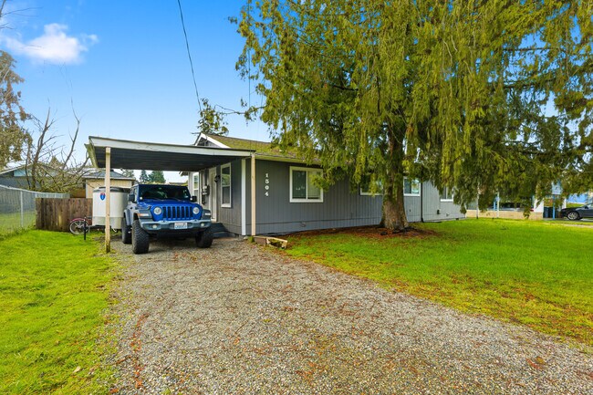 Building Photo - 1504 110th St S