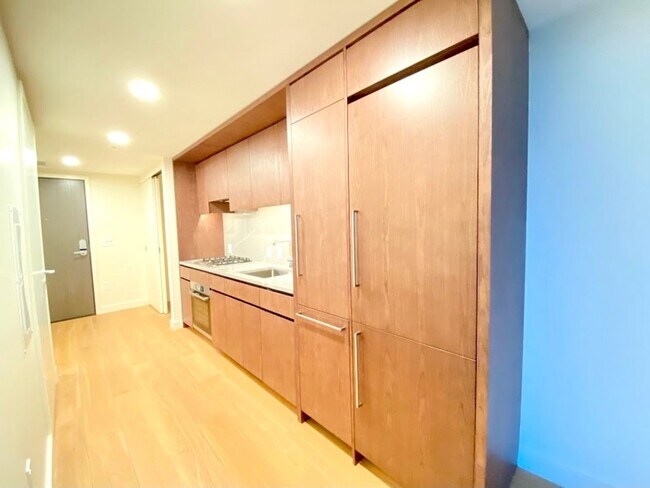 Building Photo - Great Apartment for rent