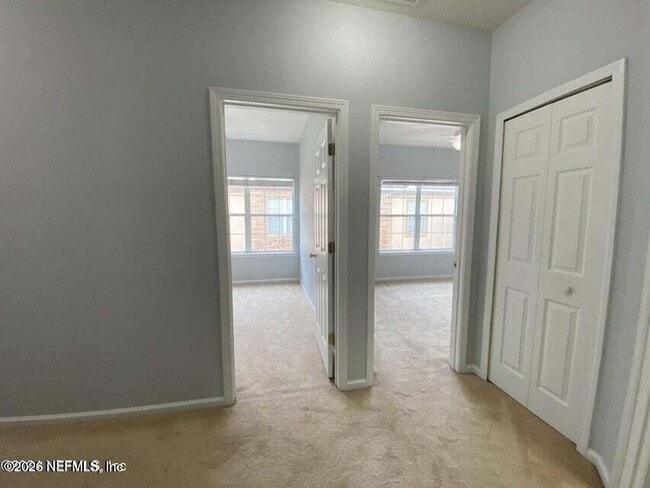 Building Photo - 7262 Deerfoot Cir