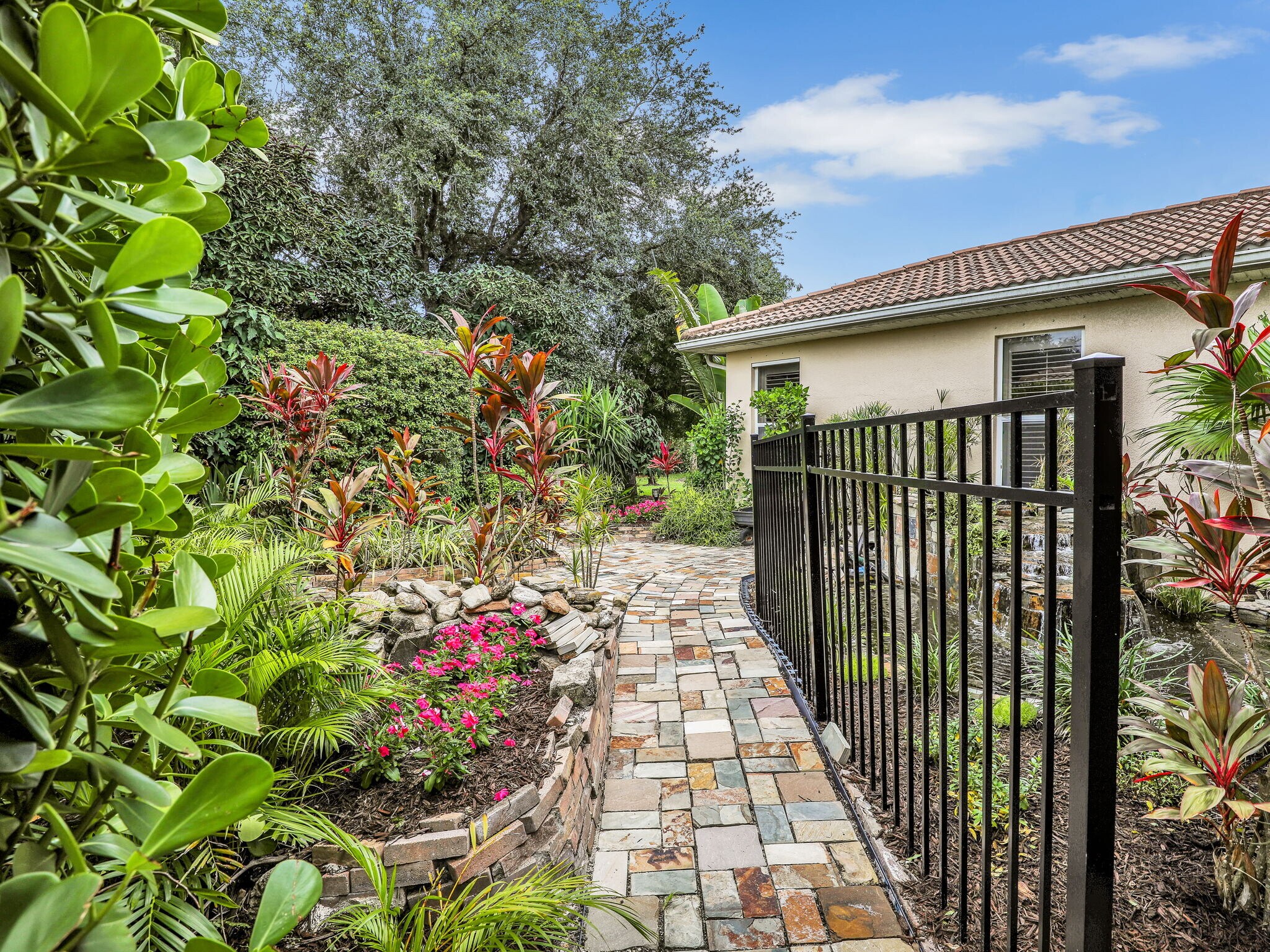 Building Photo - 19688 Casa Verde Way