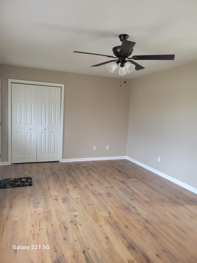 Building Photo - 251 Myrtle Ave