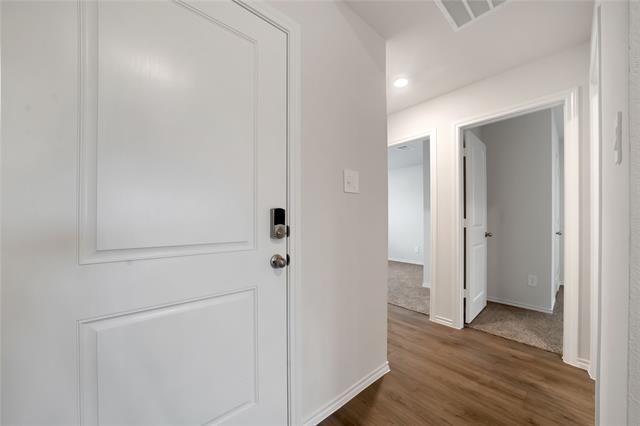 Building Photo - 501 Yellow Rose Rd