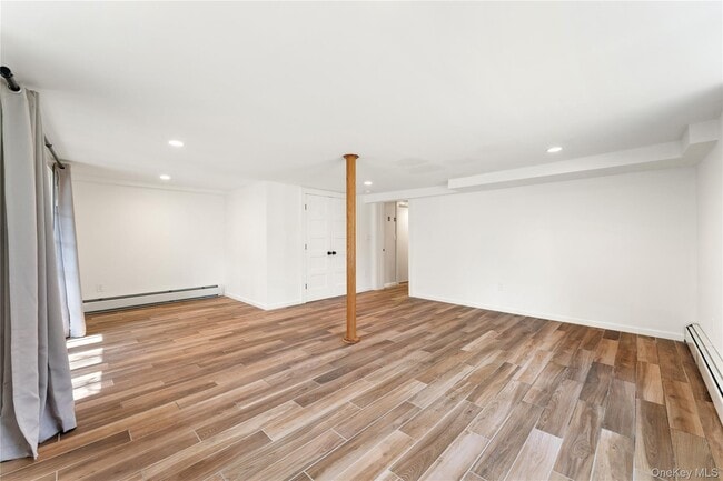 Building Photo - 92 Pocantico St