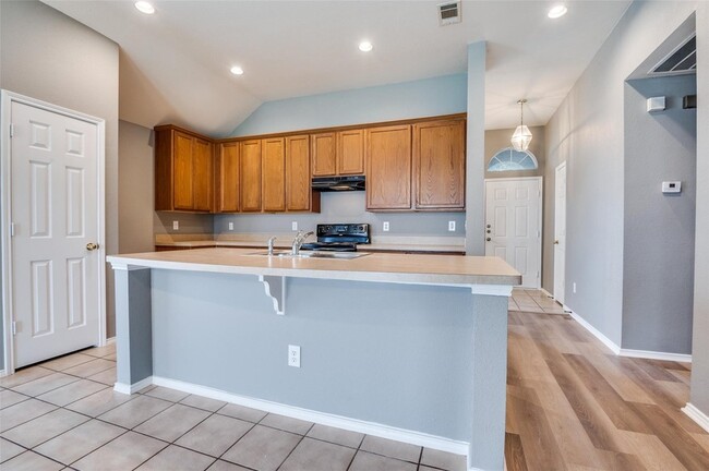 Building Photo - 7702 Decoy Dr